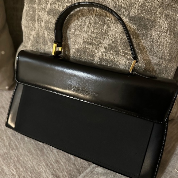 ✨💎VINTAGE💎✨Yves Saint Laurent Black top handle bag w/COA&Dusty - Picture 15 of 16